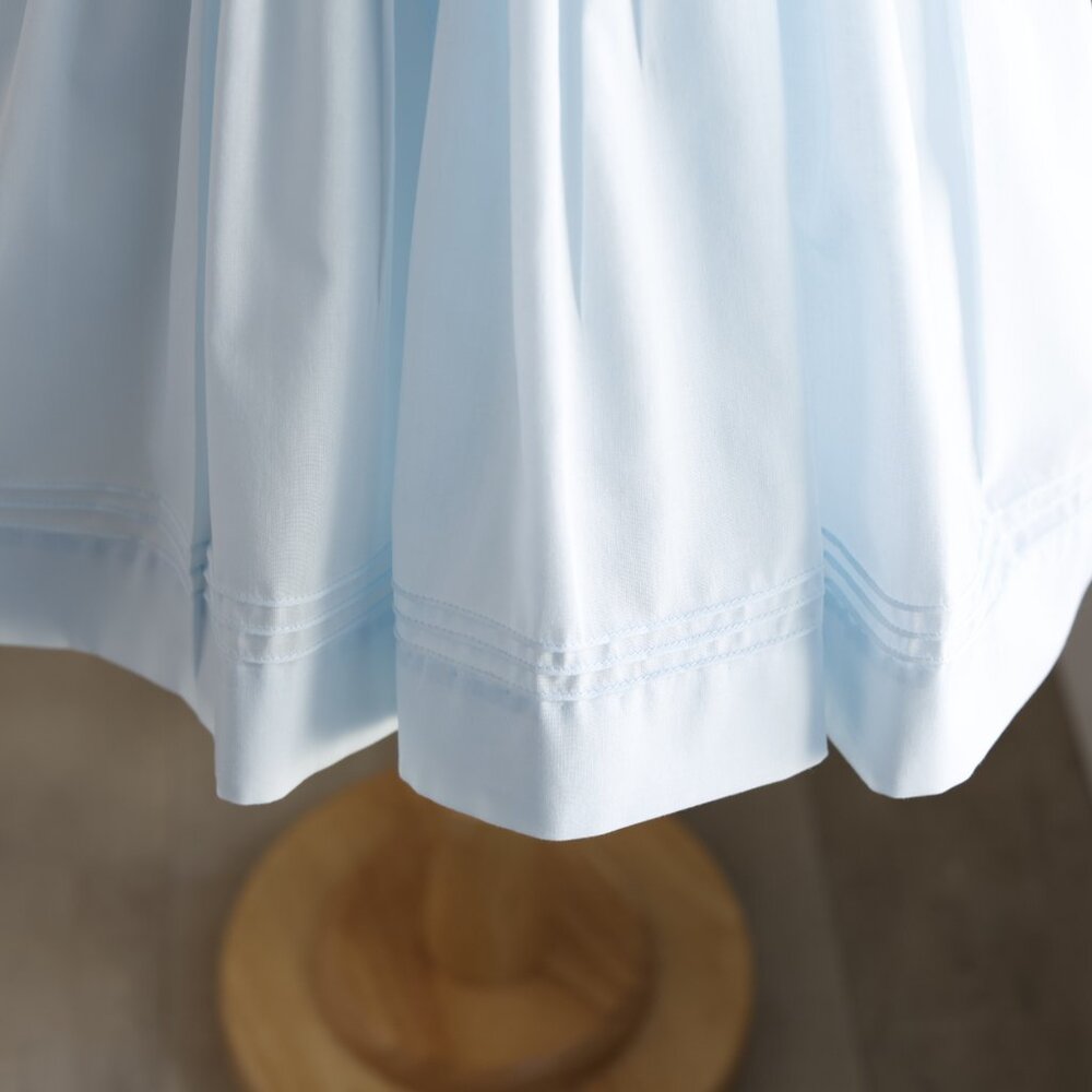 Smocked Blue & White Dress Embroidery Pin Tucks Luli & Me Spring Summer NWT - Picture 5 of 6